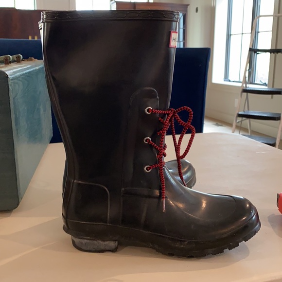 Hunter Black w/ Red Laces 11" H Rain Boots sz 7/8 - Picture 2 of 7